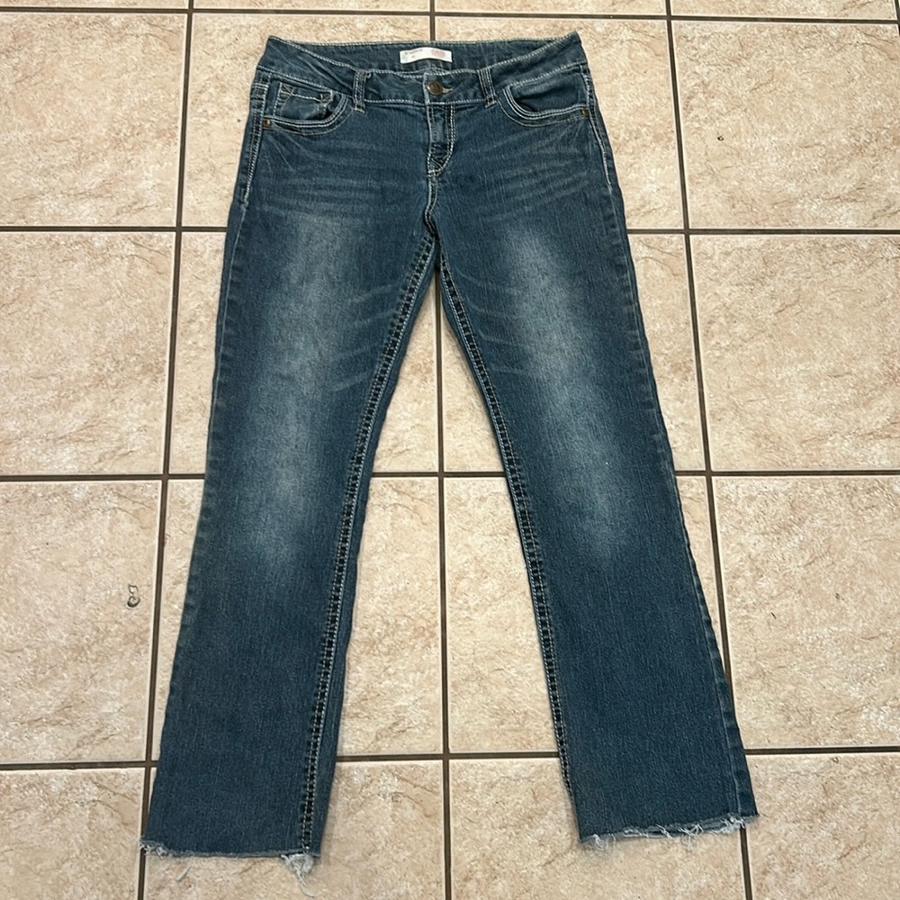 Comfortable stylish Jeans 👖 🎉 Hope you love these as much as me! 🩷